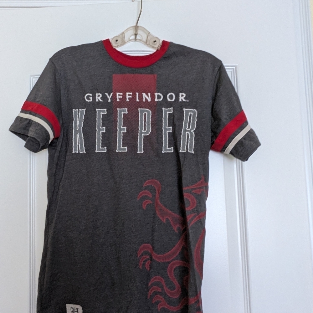 Gryffindor Harry Potter Red and Gray Shirt Xs
